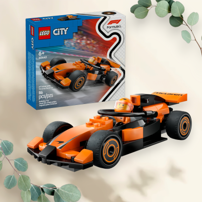 LEGO City F1 Coureur met McLaren Racewagen - 60442